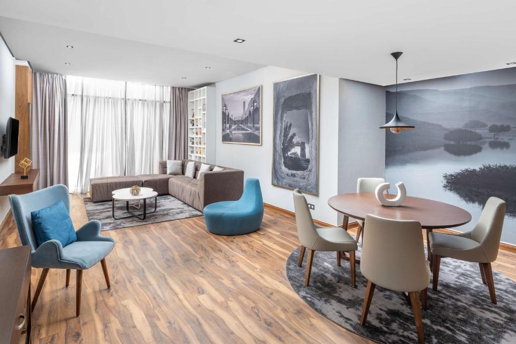 فندق راديسون بلو، الرياض قرطبة(Radisson Blu Hotel, Riyadh Qurtuba)