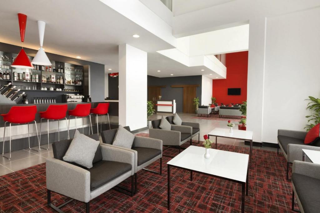 فندق رمادا إنكور الخبر