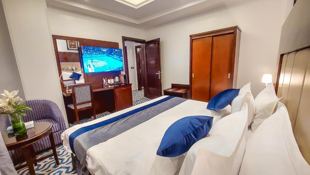 hotel image 12