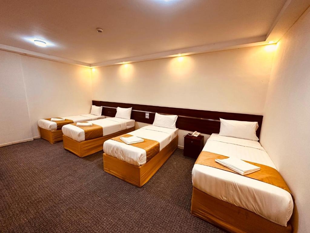 فندق ذاخر بلازا