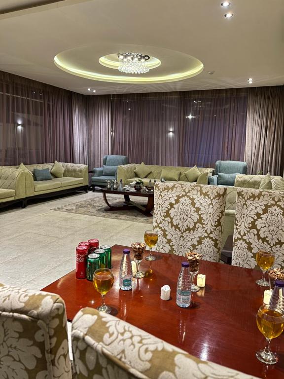 منتجعات تولا الرمال