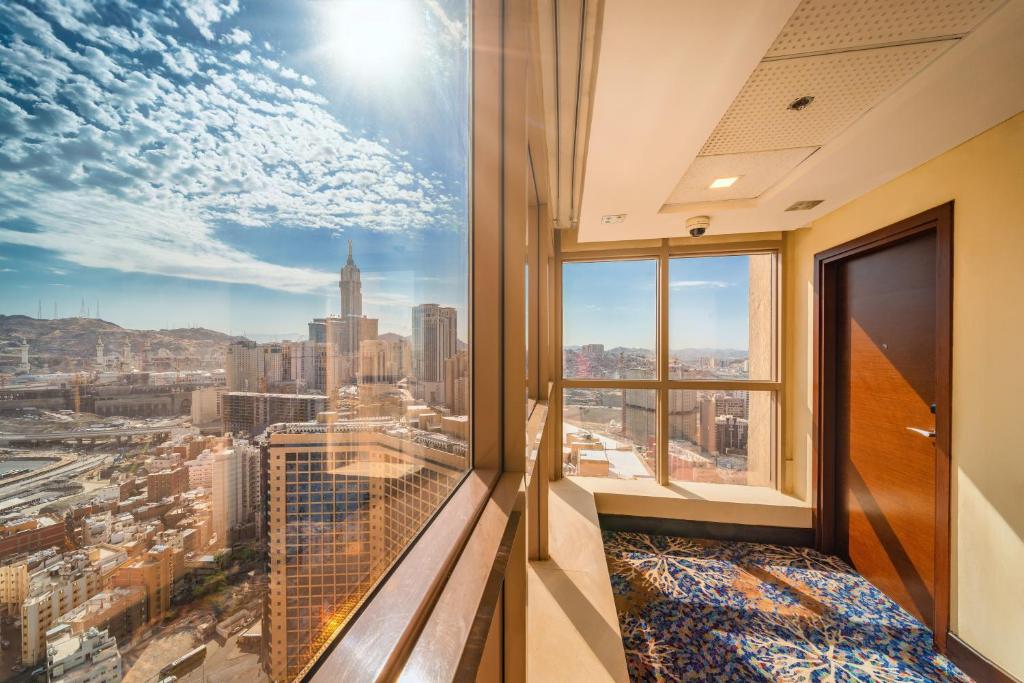 Al Kiswah Towers Hotel