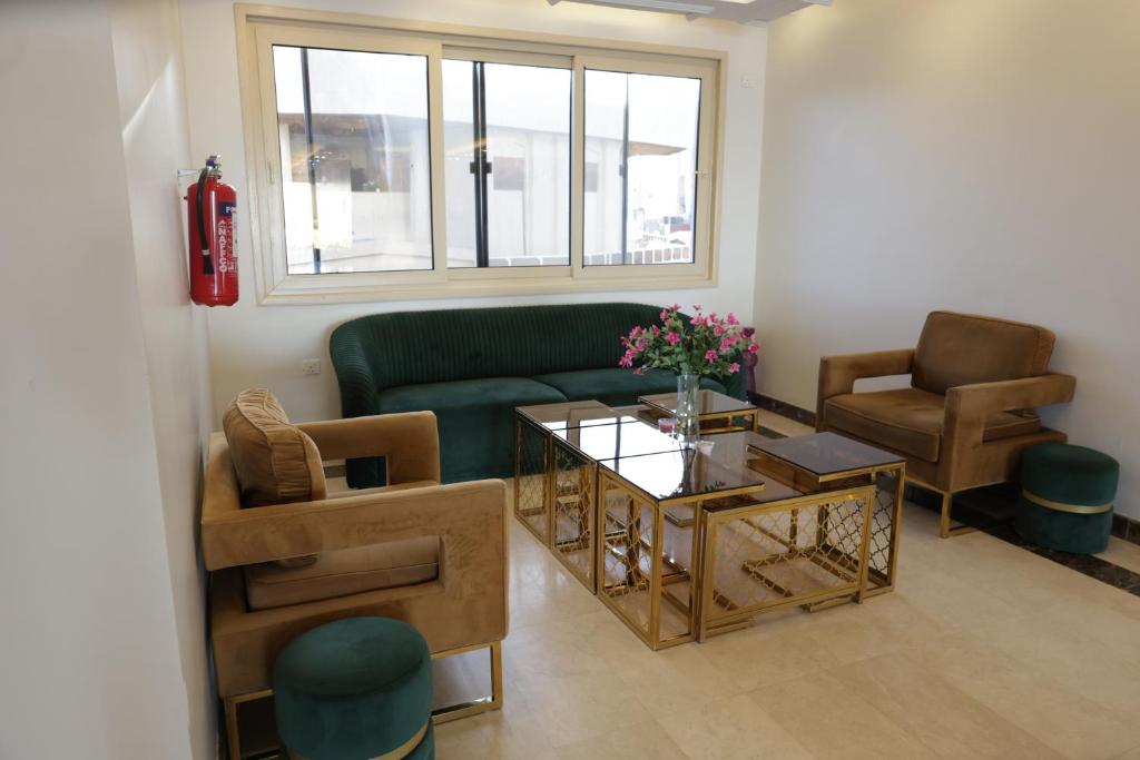 hotel image 12