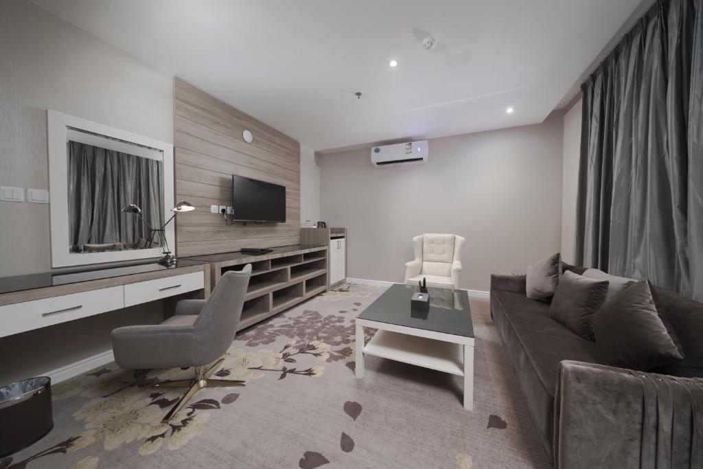 فندق سويس إن بارك(Swiss in Park Tabuk)