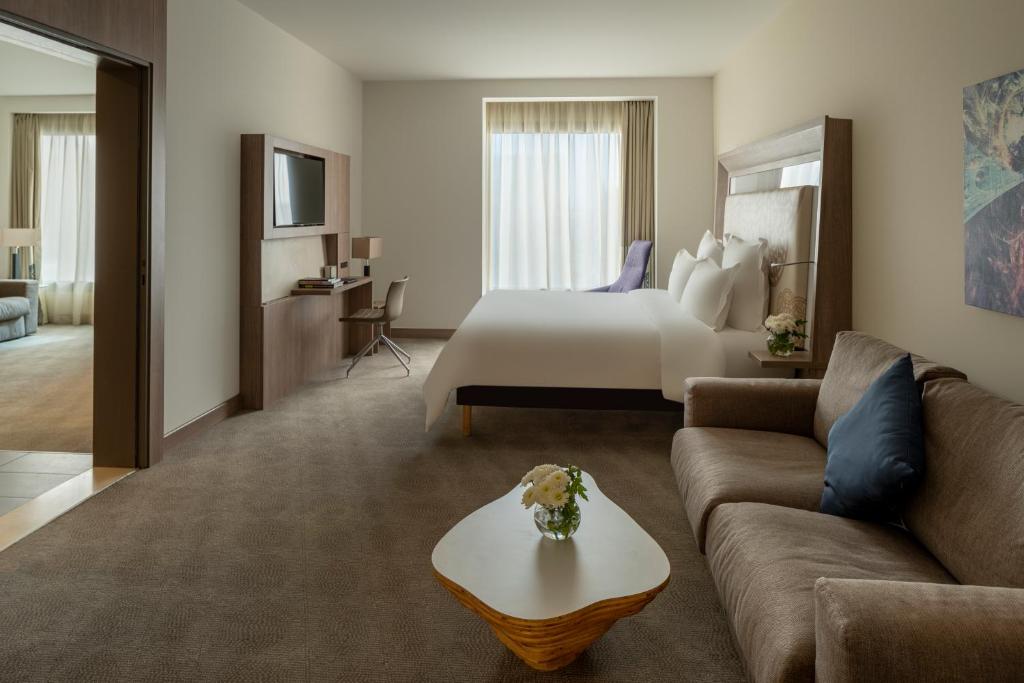 NOVOTEL JEDDAH TAHLIA