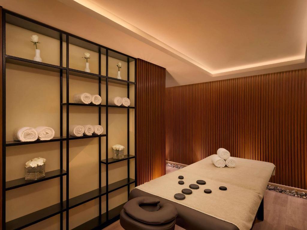 ANWAR AL MADINAH MOVENPICK HOTEL