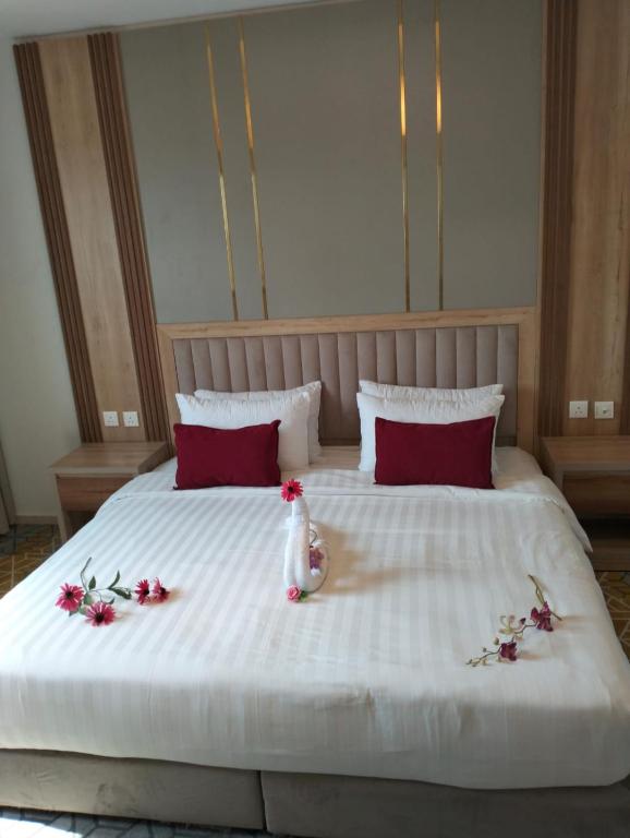 جولدن نيو أم القرى | GOLDEN NEW UMU ALQURAA