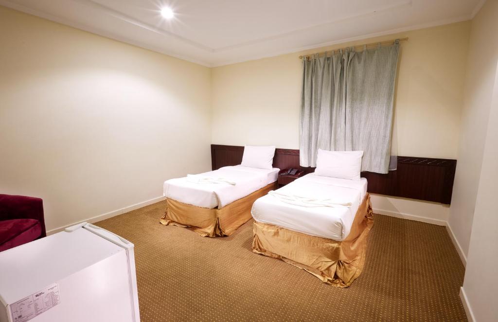 فندق الزائرين 2