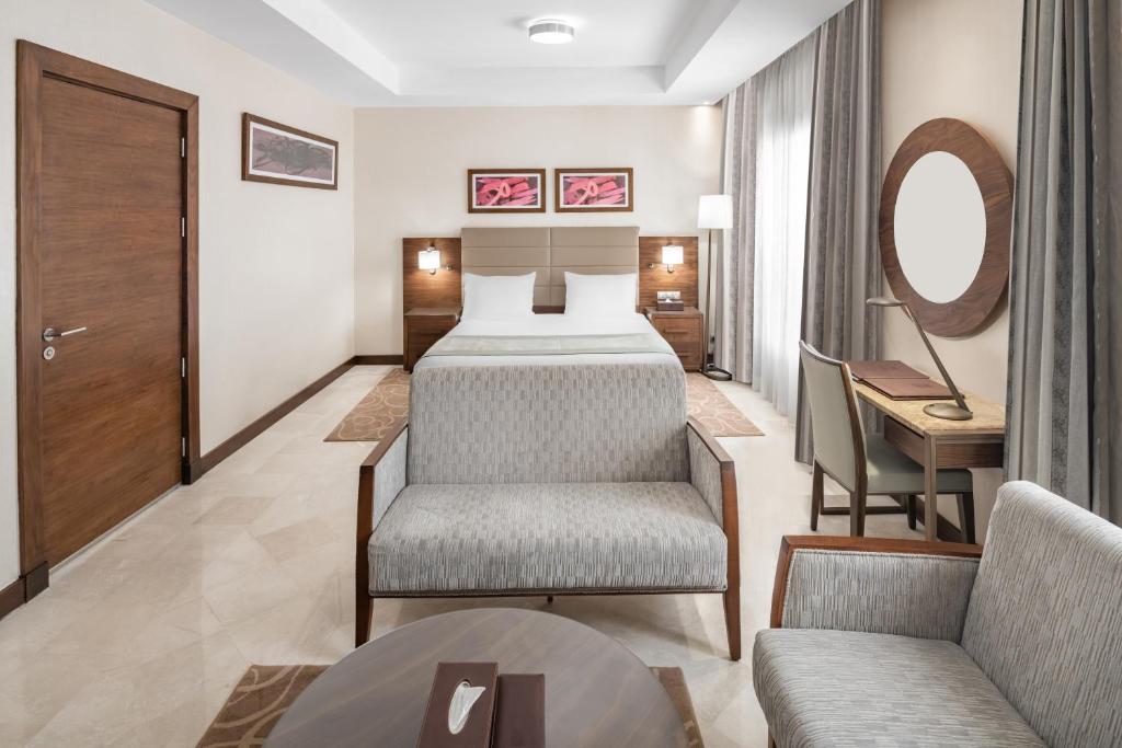 Copthorne Makkah Al Naseem Hotel