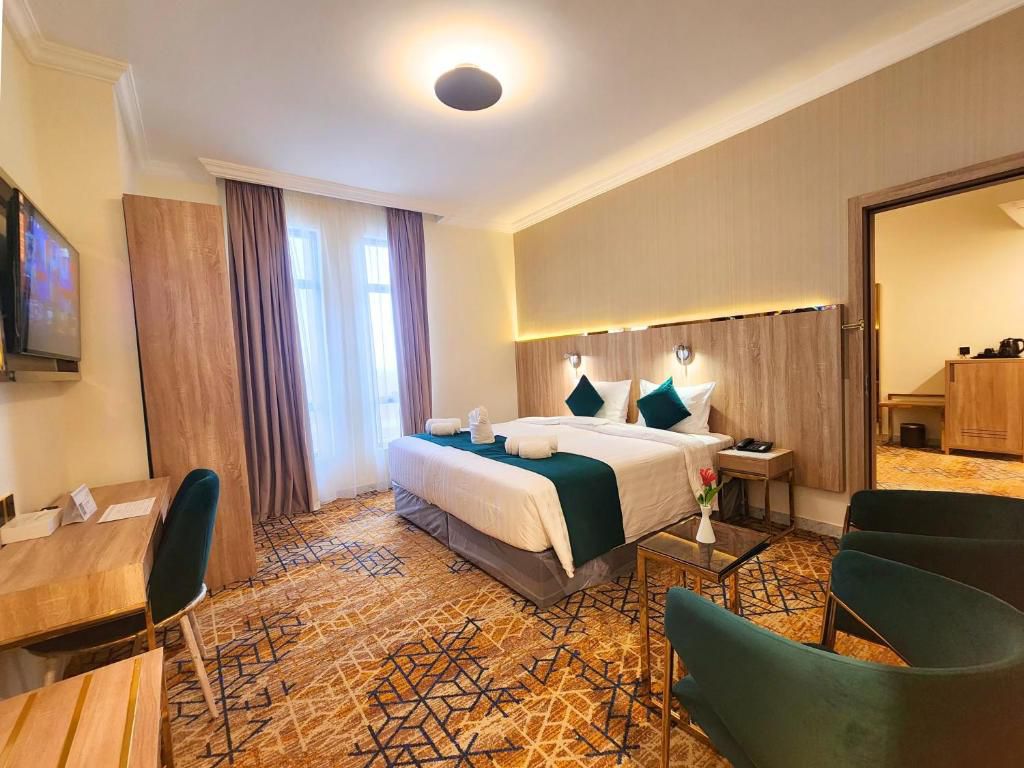 بونسيانا-Poinciana