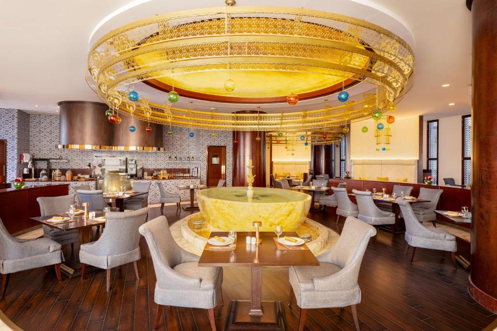 فندق هيلتون الرياض والشقق الفندقية