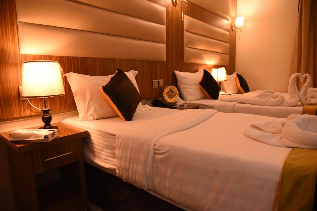 Al Andalus Palace Golden Hotel