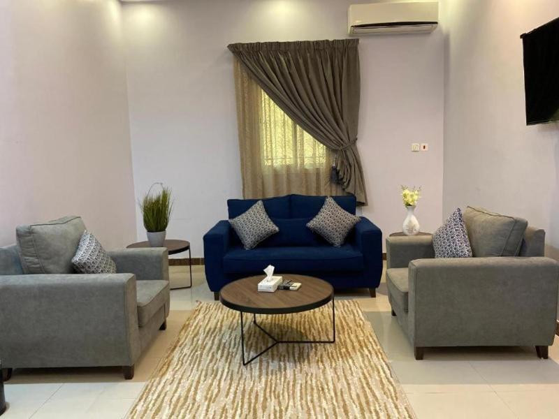 Al-Muteb Suites Al Mounseya