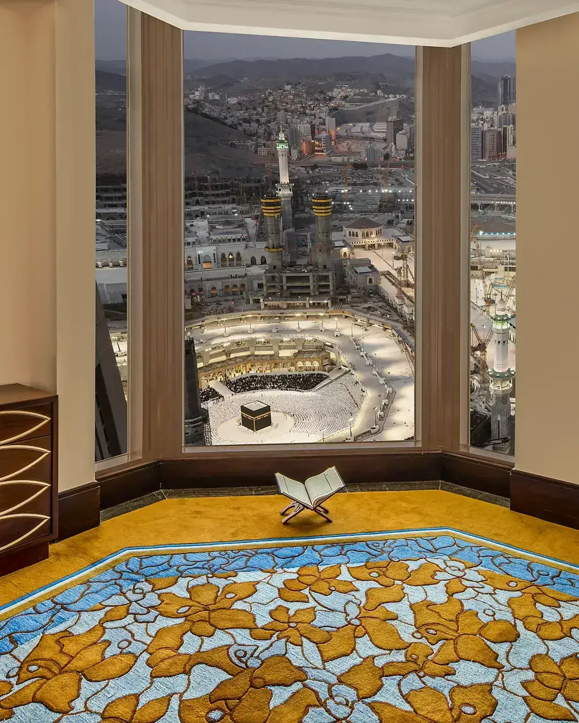 Makkah Clock Royal Tower - A Fairmont Hotel