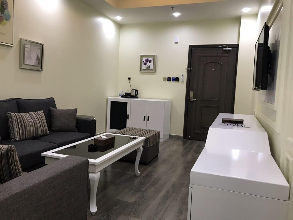 GOLDEN BUJARI HOTEL AL DHAHRAN