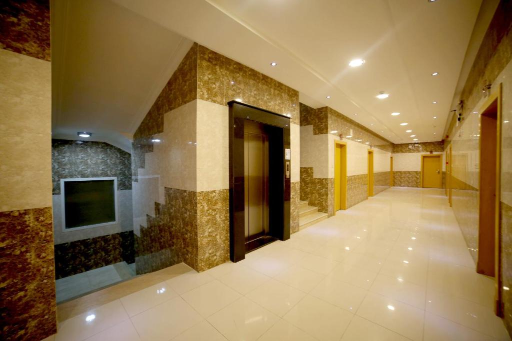 غرفة صامتة 1(Silent Room 1)