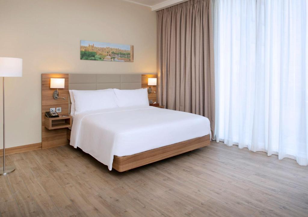  فندق هيلتون جاردن إن المركز المالي الرياض