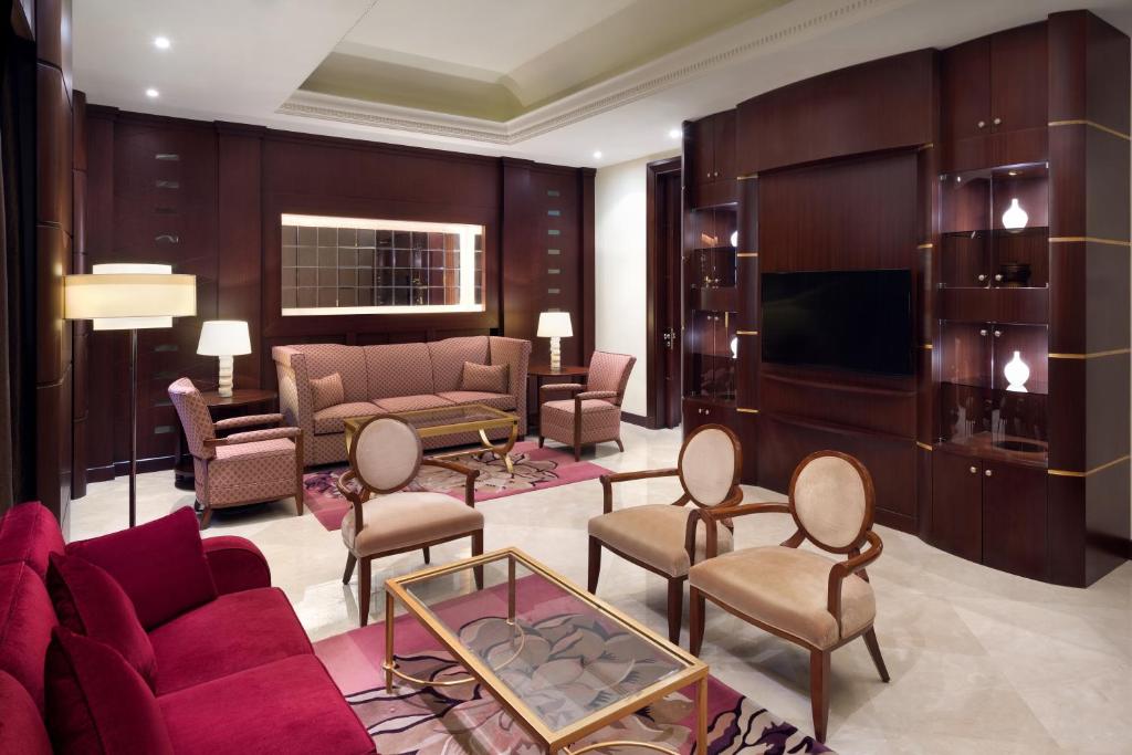 كراون بلازا الخبر