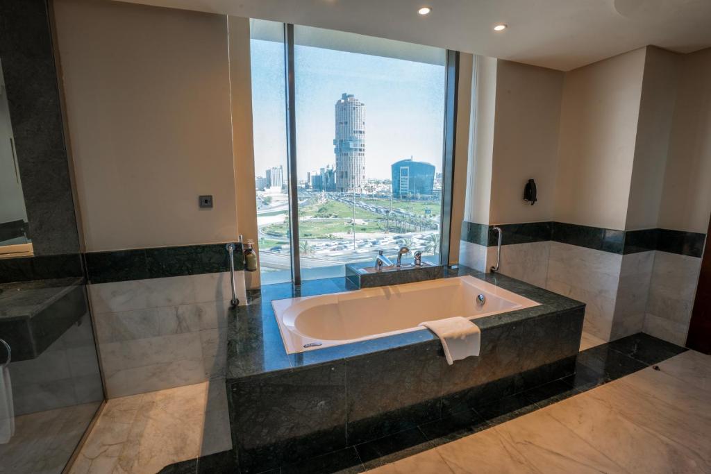 Holiday Inn Riyadh - Olaya by IHG