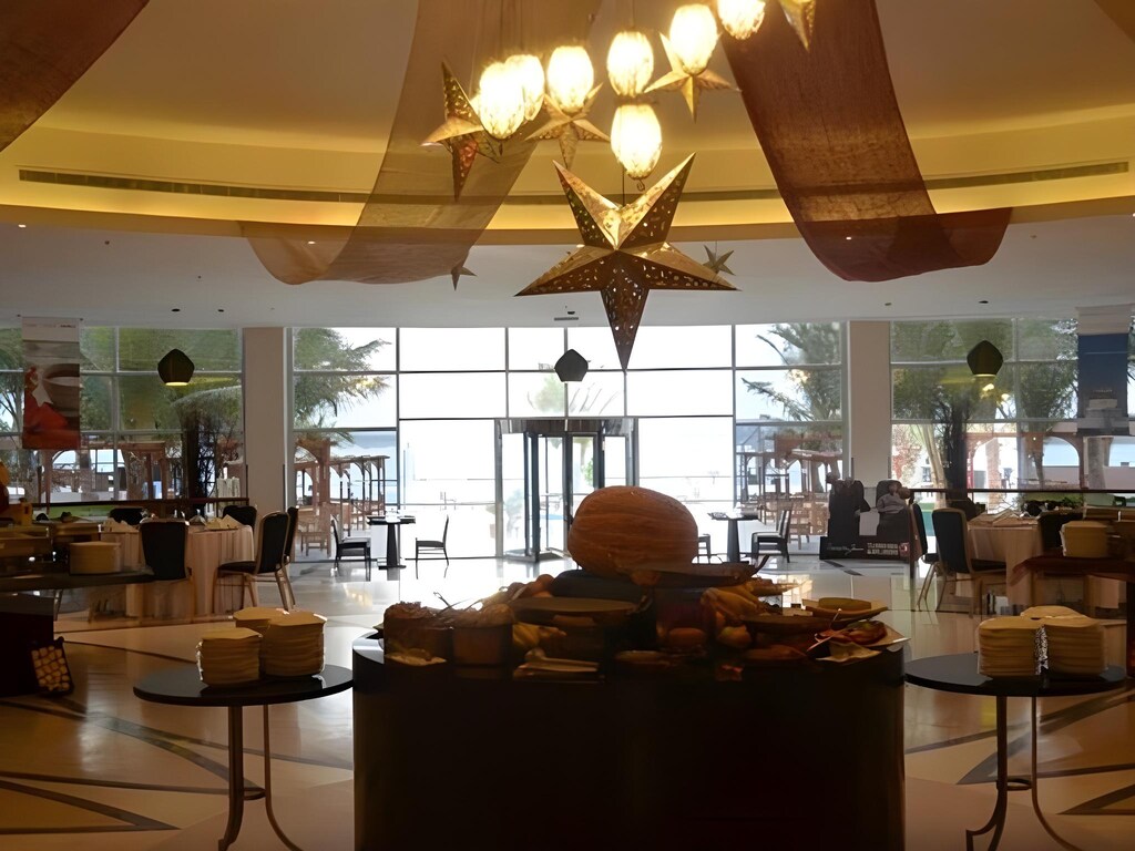 فندق ومنتجع ينبع (موفنبيك)(Hotel and Resort Yanbu)