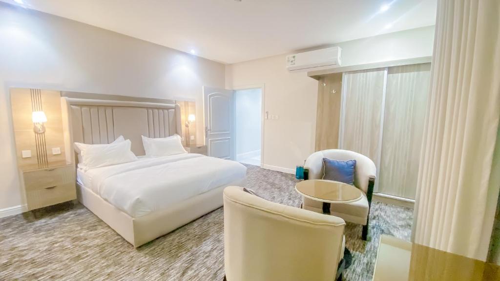 hotel image 11