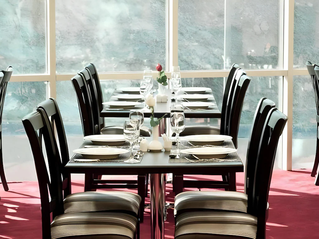 فندق اوان(Awan Hotel)