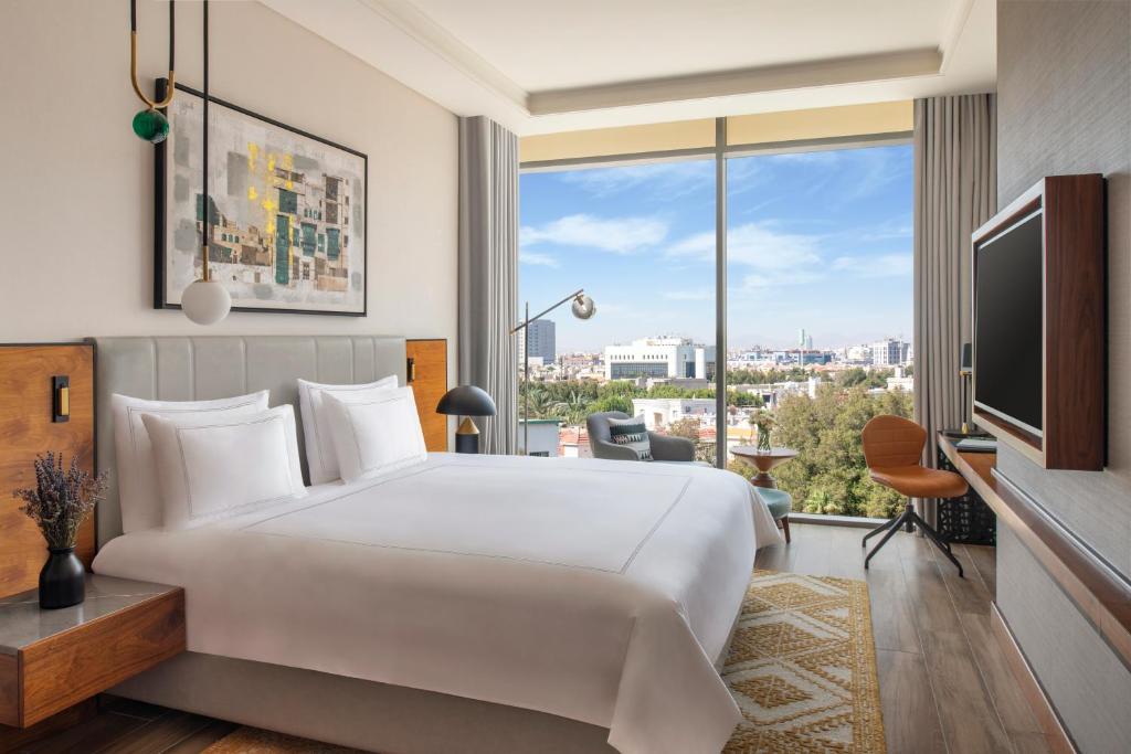 سويس اوتيل ليفنج جدة