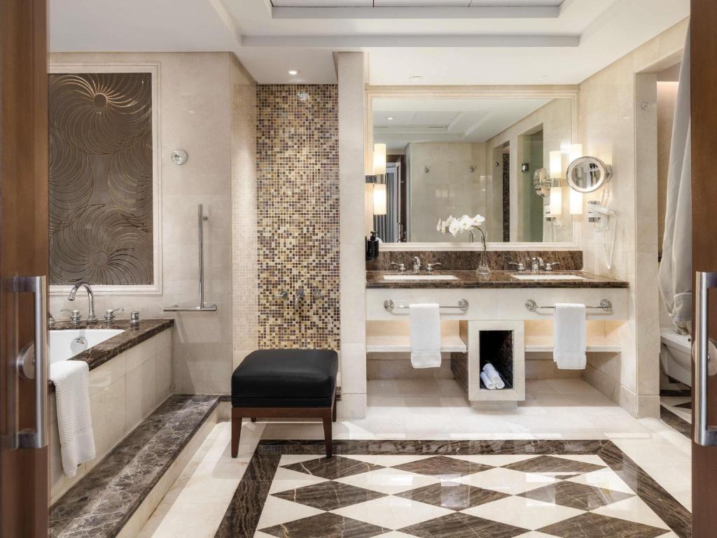 فندق قصر مكة رافلز