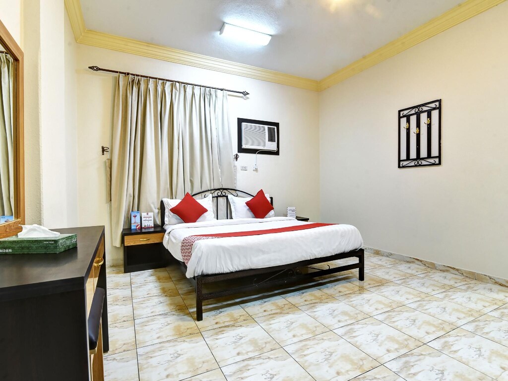 OYO 405 Nujom Al-jazerah