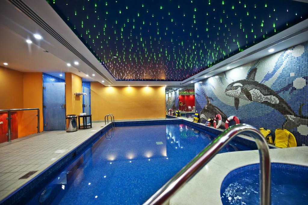 فندق قصر الواحة(AL WAHA PALACE HOTEL)