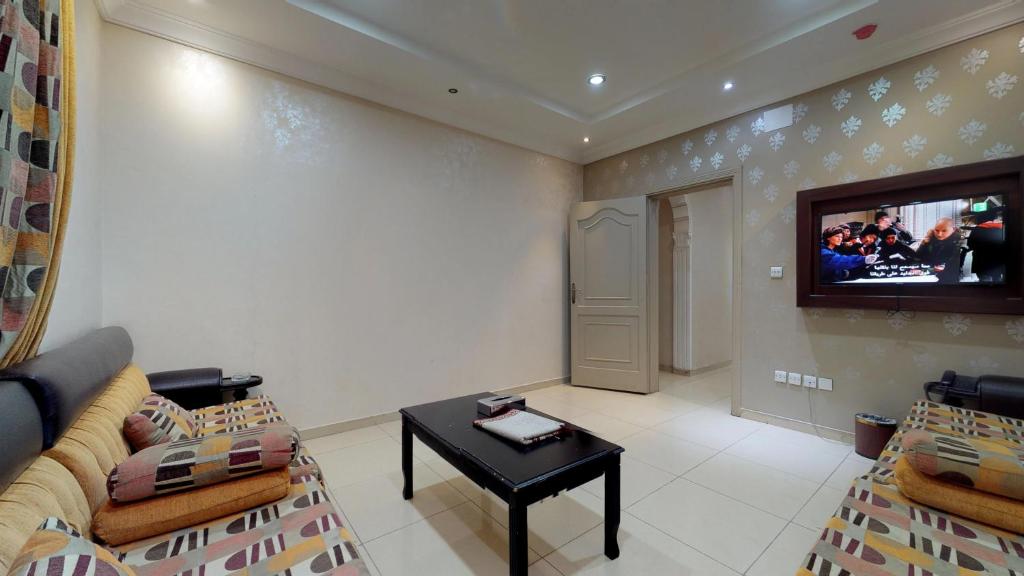 Happy Beach Basateen