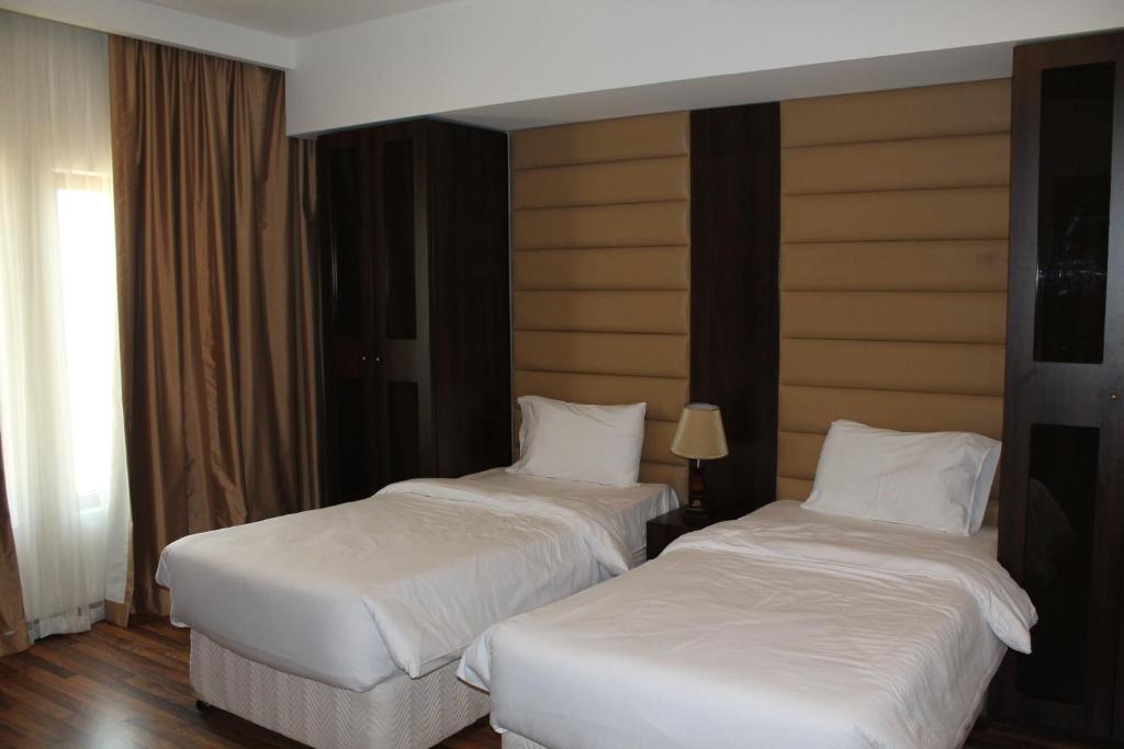 فندق جولدن توليب للأجنحة الفندقية(Golden Tulip Al Khobar Suite Hotel)