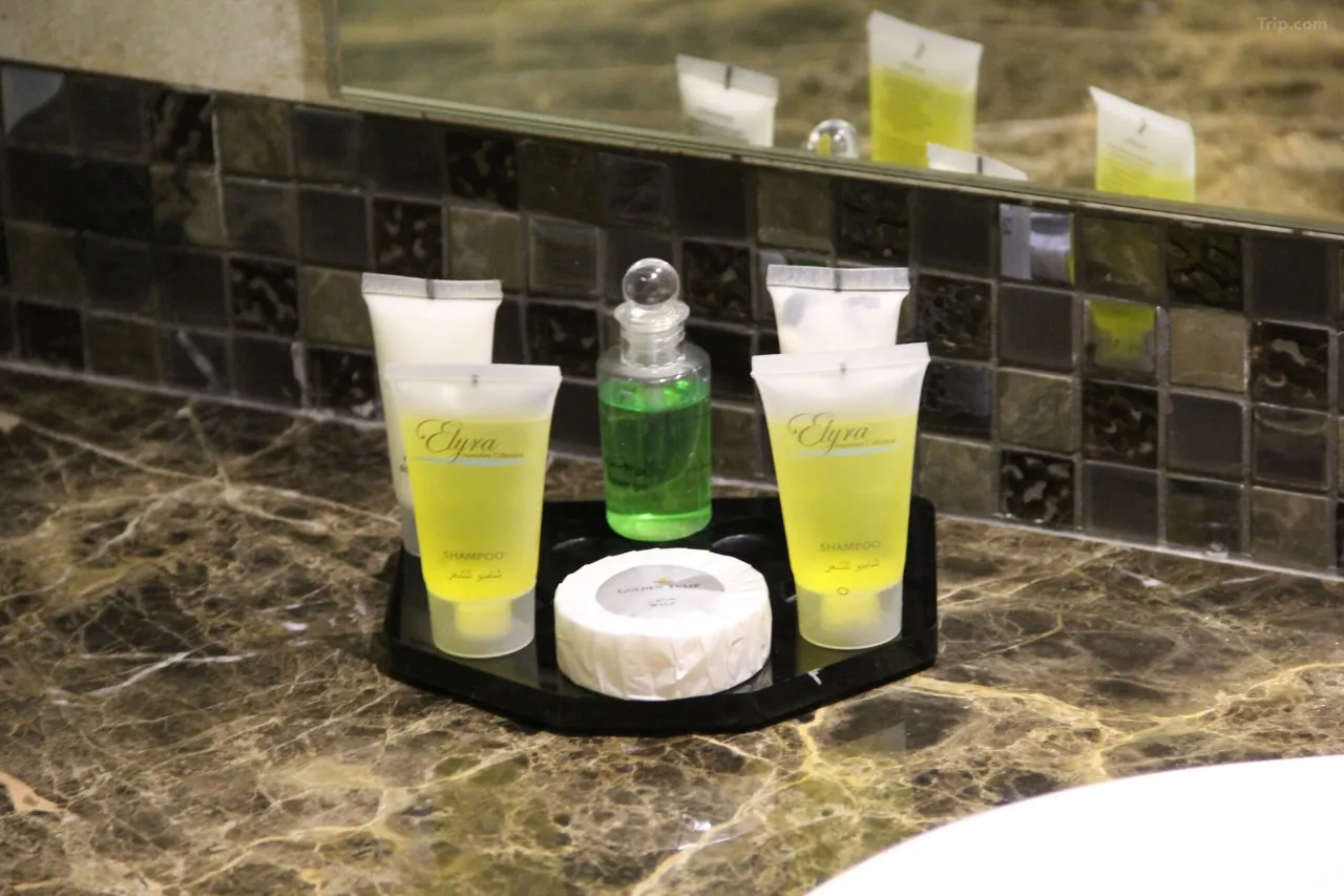 جولدن توليب الخبر الكورنيش