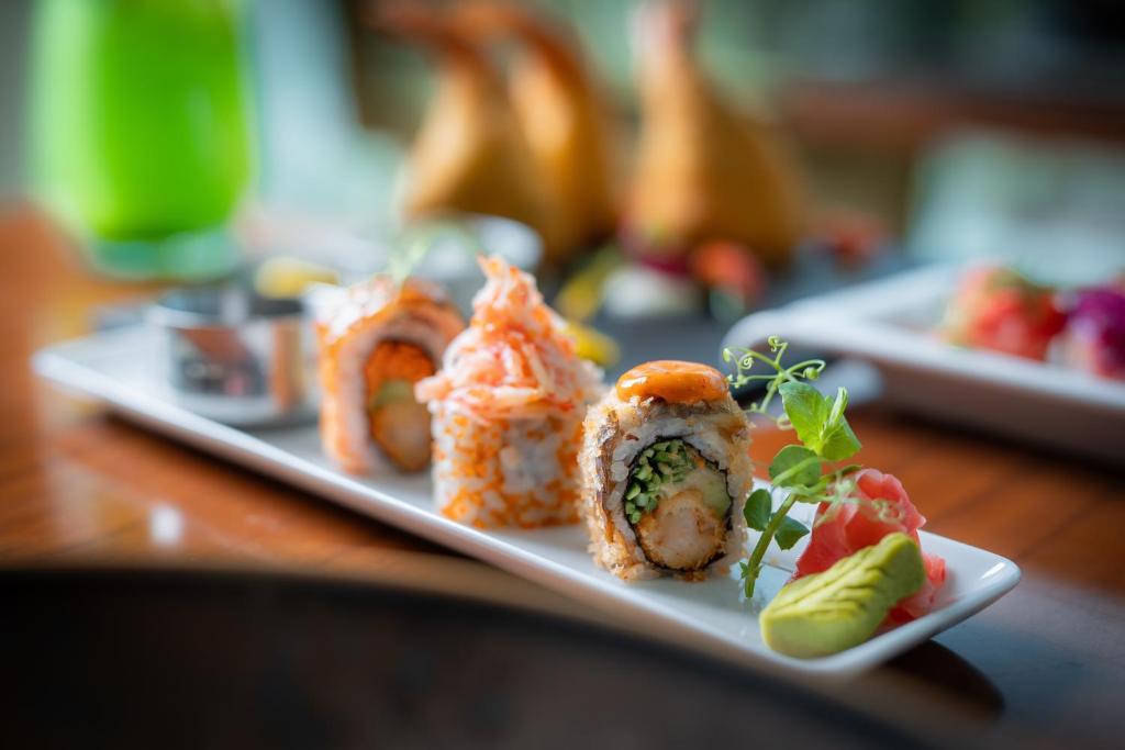 فندق ذا فينيو جدة الكورنيش