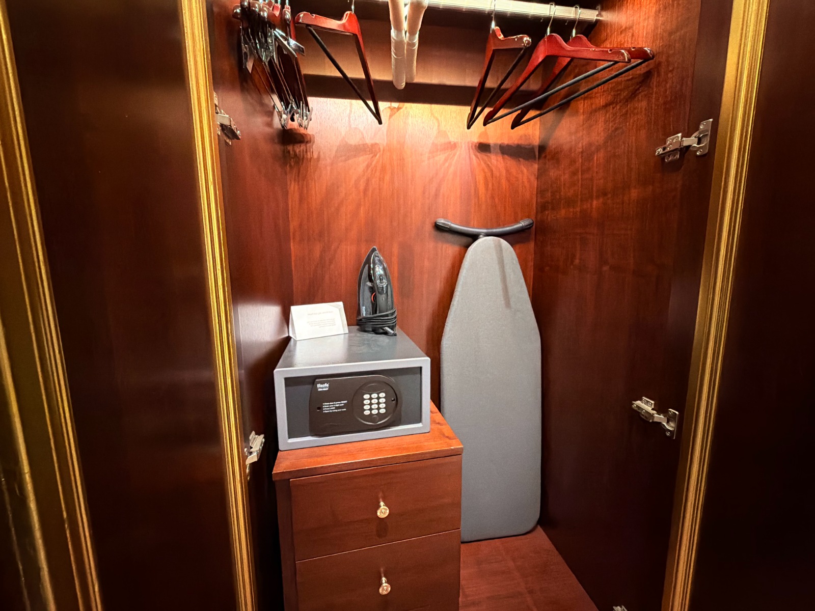 hotel image 13