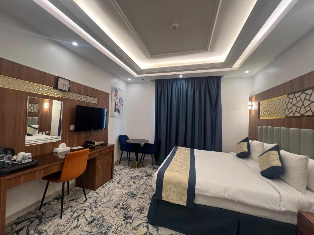 hotel image 13