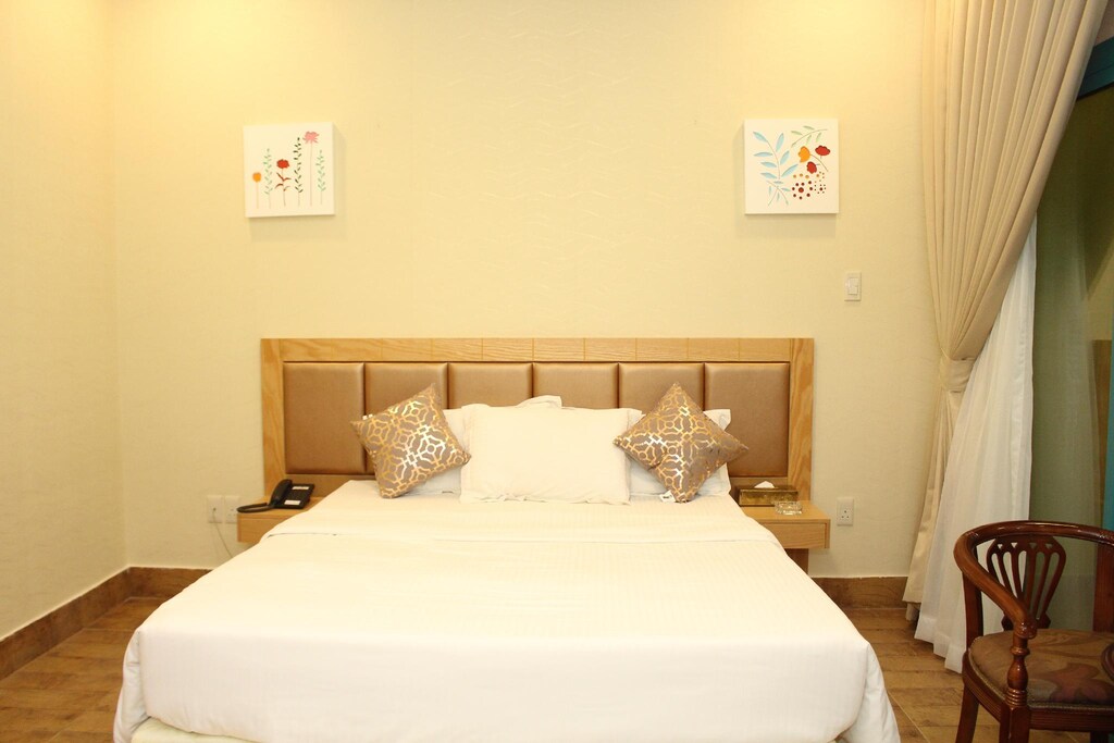  Gulf Terrace Corniche Hotel