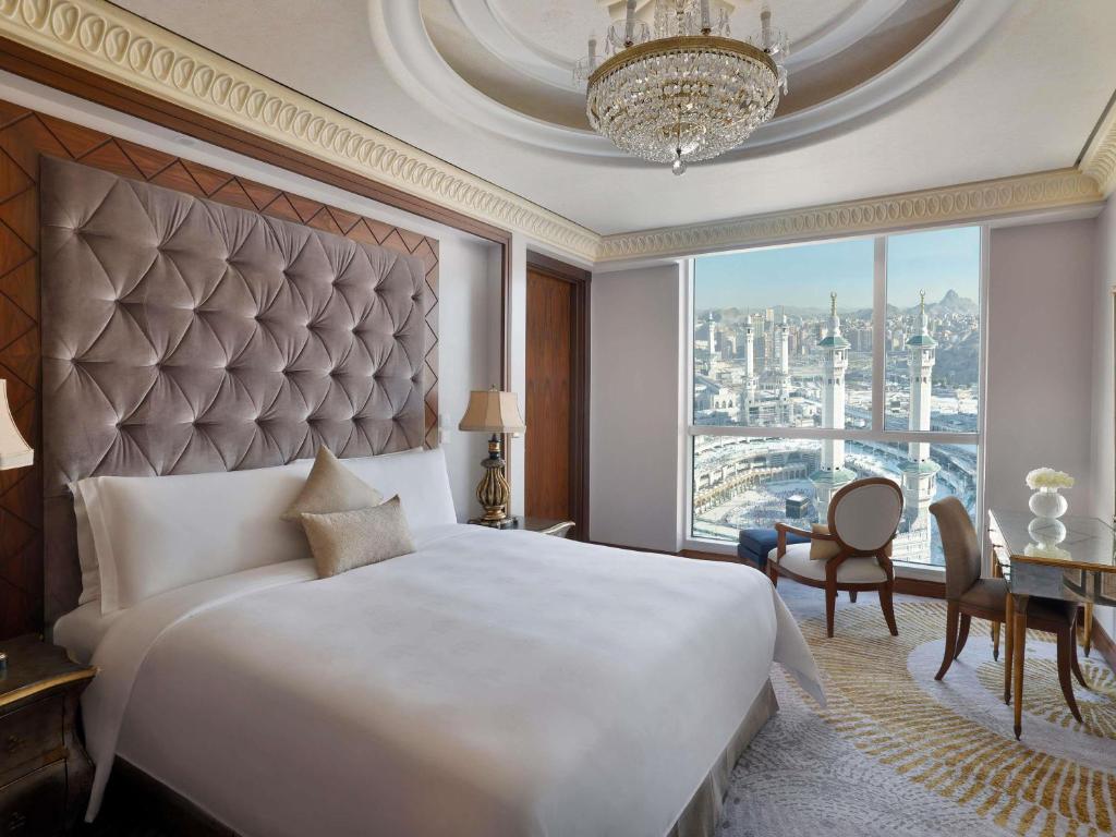 فندق قصر مكة رافلز