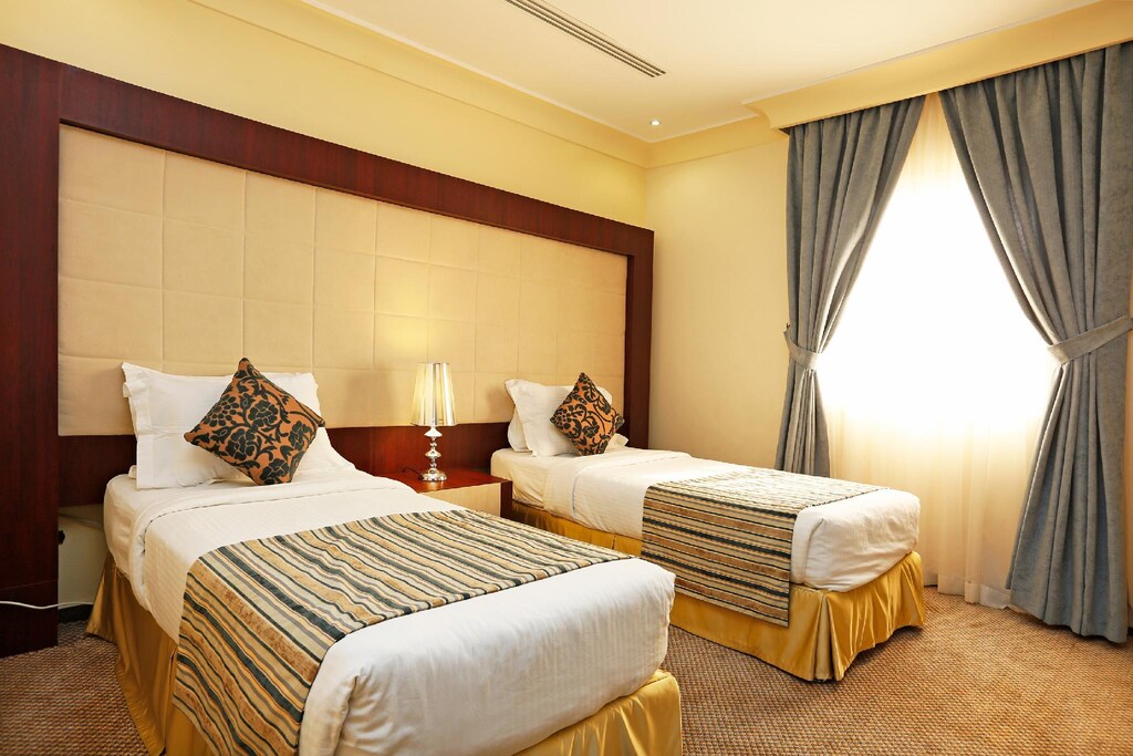 أويو رومز 103