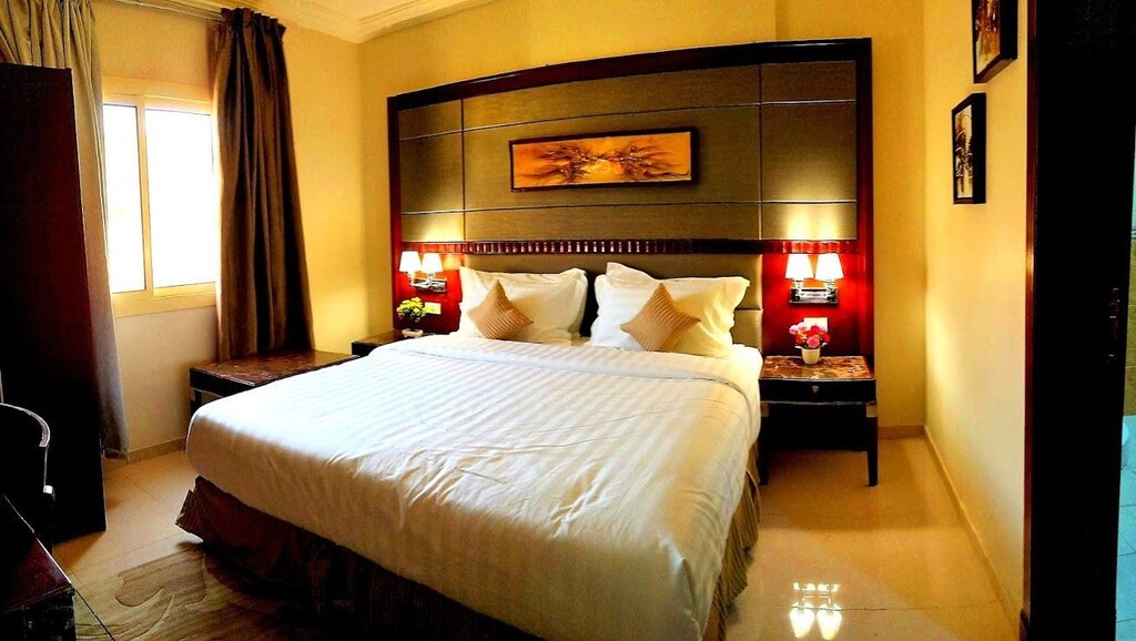 لؤلؤة الأربعين للأجنحة الفندقية