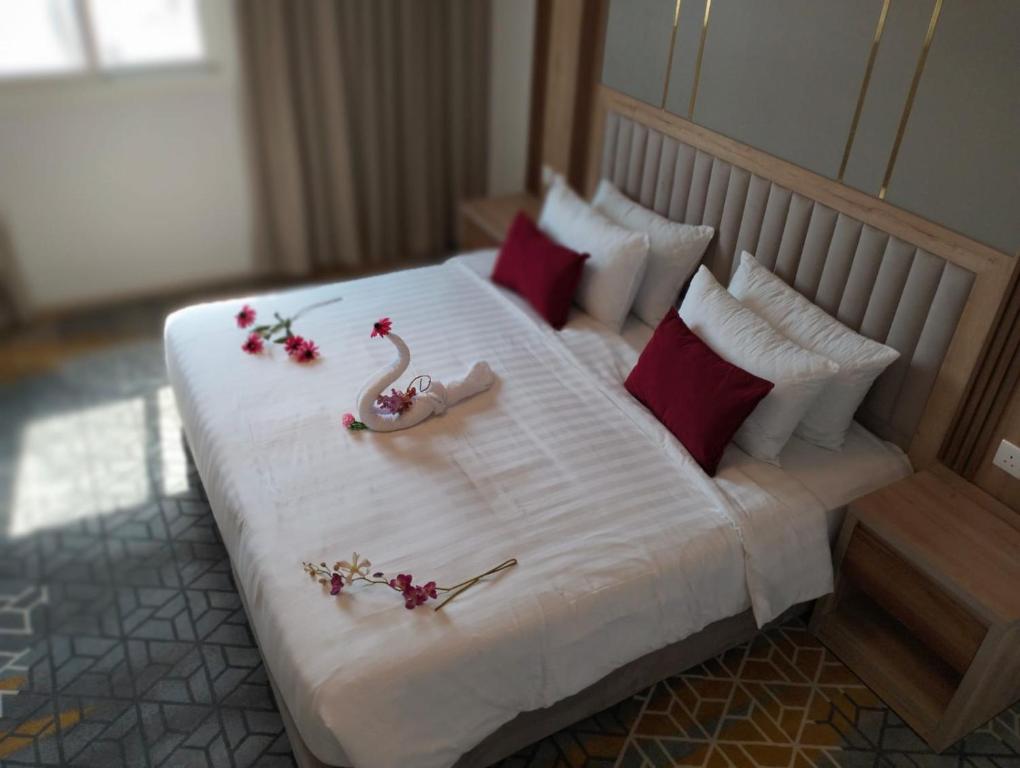 جولدن نيو أم القرى | GOLDEN NEW UMU ALQURAA