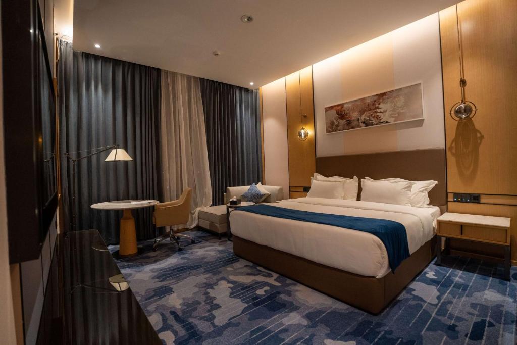 Best Western Plus Danat Almansak Hotel