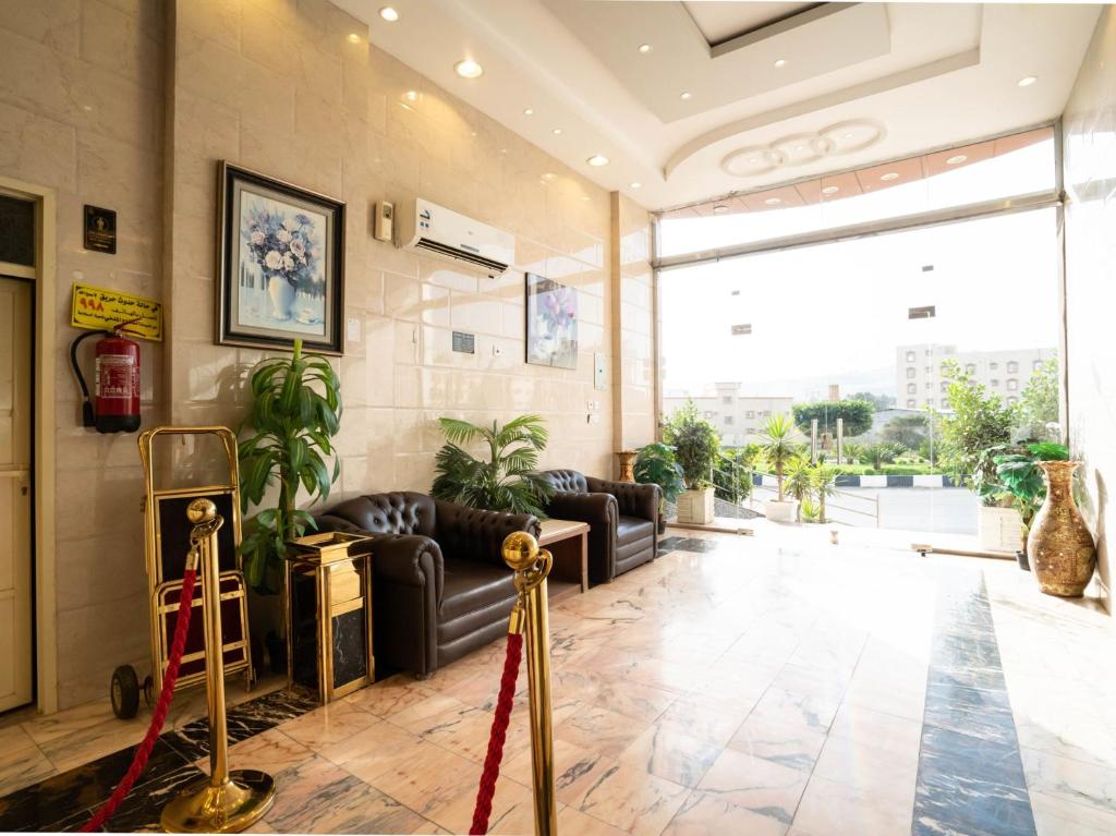 المجرات الذهبية للشقق المفروشة(OYO 545 Golden Galaxies Furnished Units)