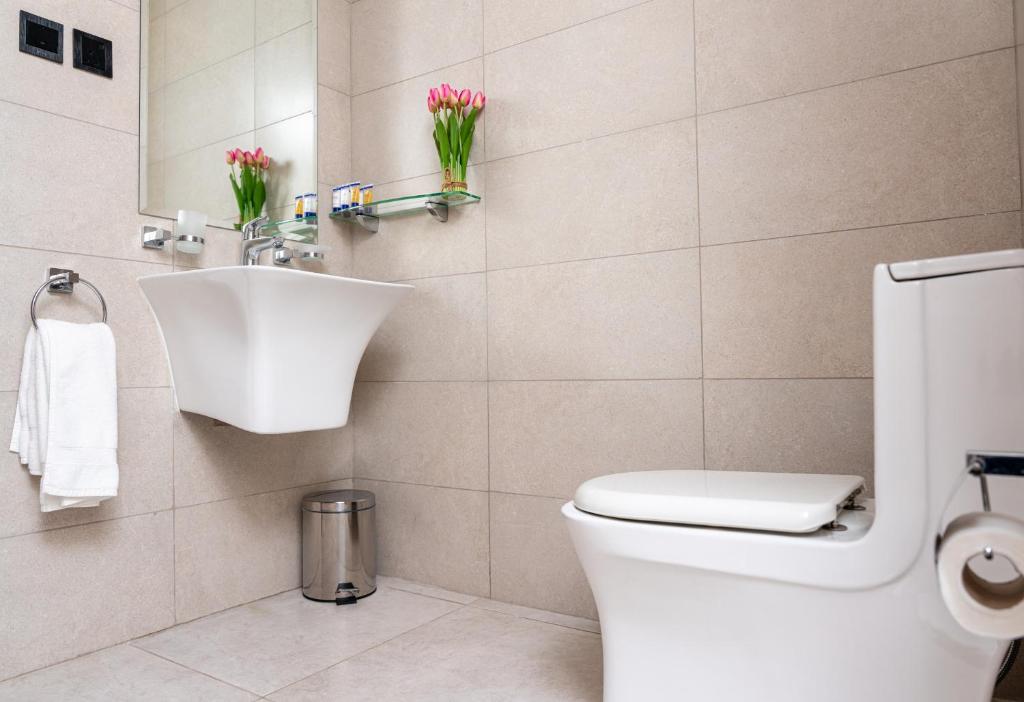 فندق بلاتينيوم الأولى