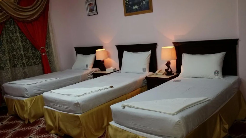 Al Fayroz Kartaj Hotel