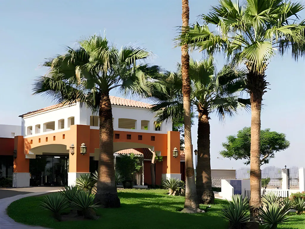 فندق راديسون بلو، ينبع(Radisson Blu Hotel, Yanbu)