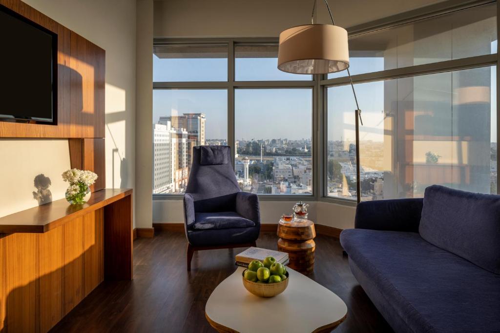 NOVOTEL JEDDAH TAHLIA