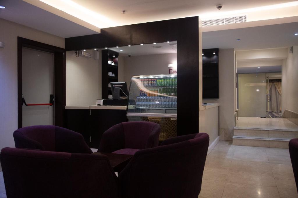 برج الجوهرة(Burj Aljawhara Hotel)