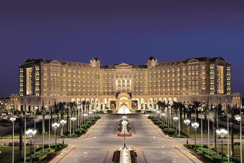 فندق ريتز كارلتون الرياض(THE RITZ-CARLTON RIYADH)