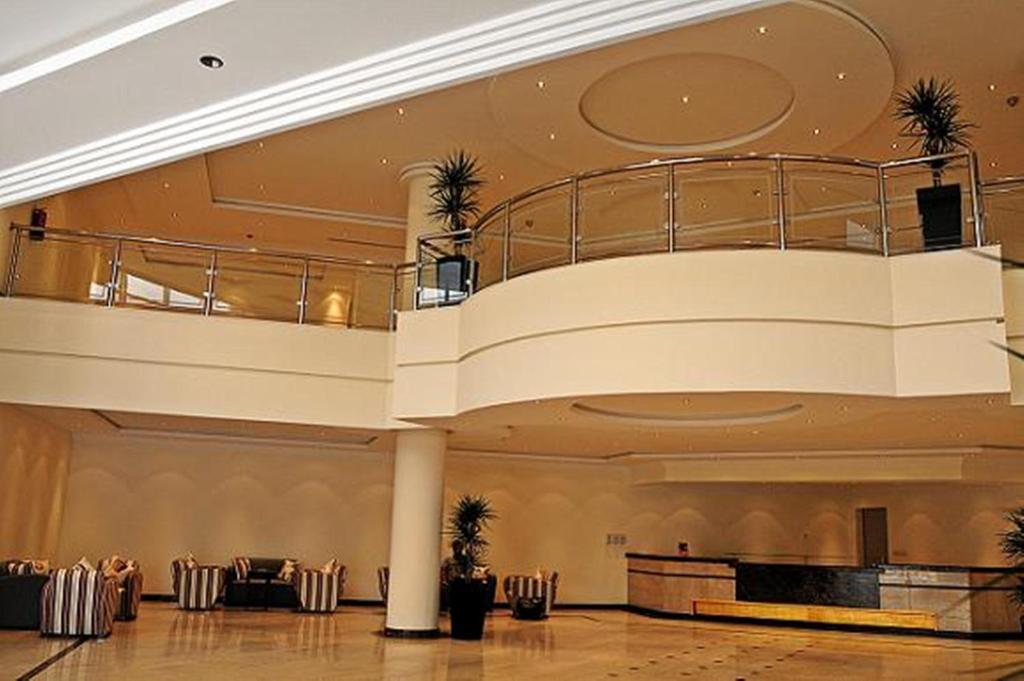 Executives Hotel - Azizia